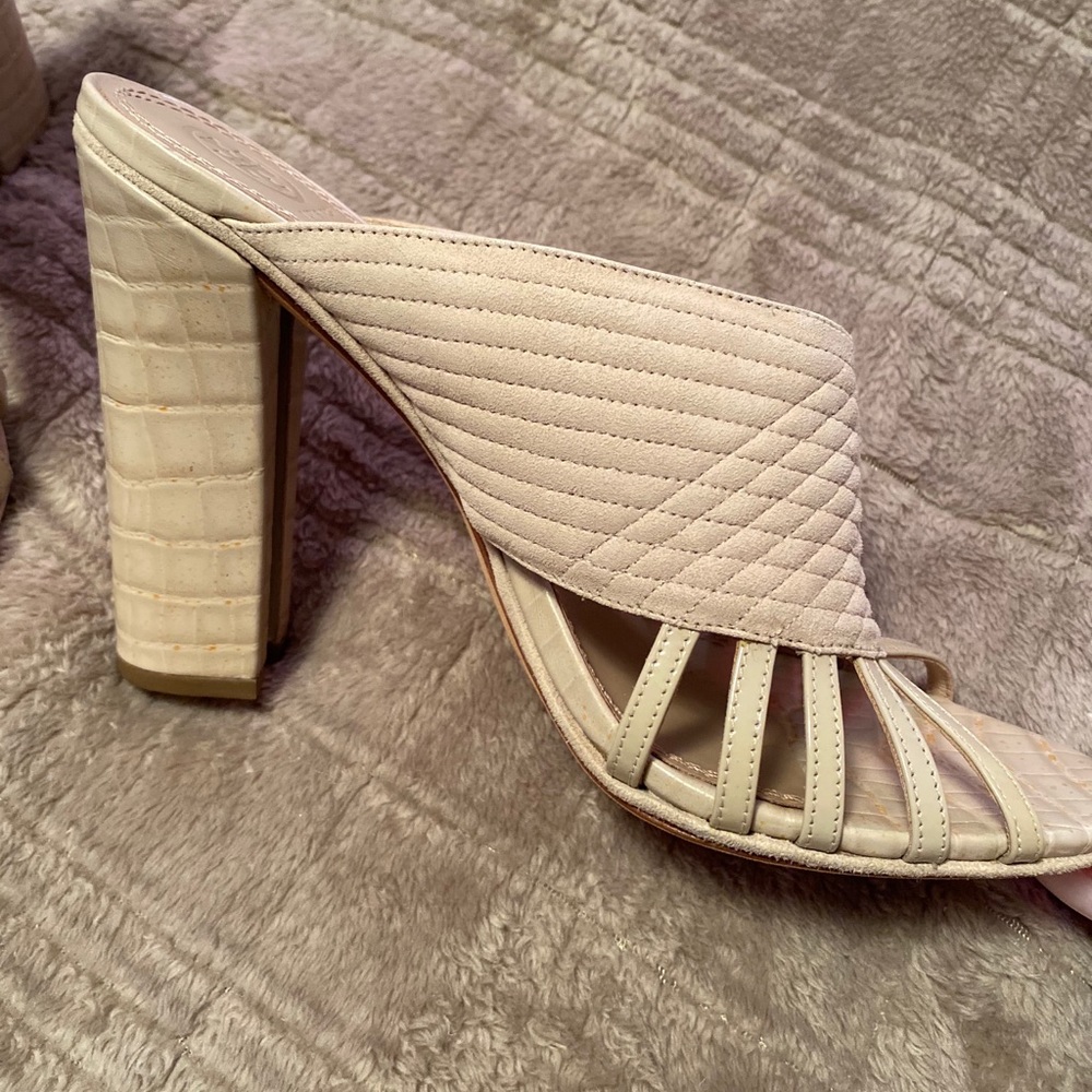 New Tory Burch high heel sandal